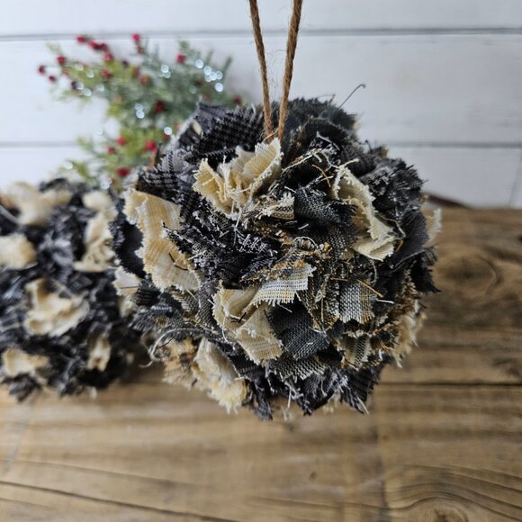 Hand Crafted Fabric Shabby Chic Farmhouse Christmas Tree Ornaments set of 2 - Picture 2 of 3